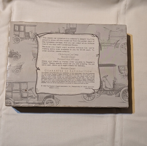 Packard Classic Miniature Model Car - Picture 6 of 6